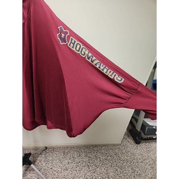 Harry Potter Hogwarts Women's Hooded Sweater Cape Maroon Red‎  Large Adult - Picture 2 of 9